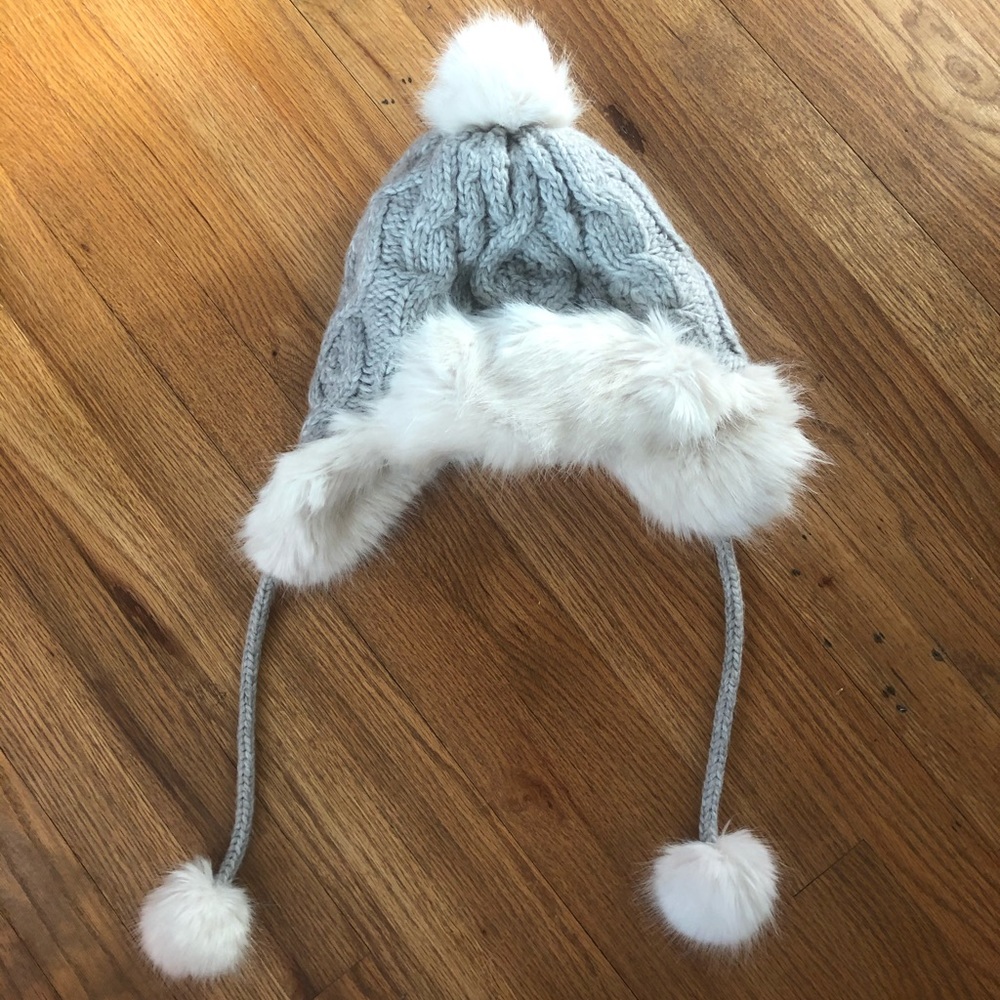 Chunky Cable Peruvian Faux Fur Hat